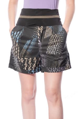 Shorts with roll up hem 1