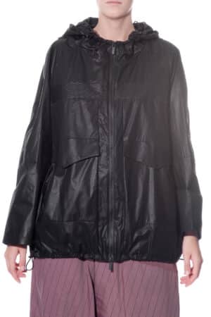 Light jacket with hood and shoulder zippers 1
