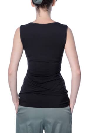 Sleeveless jersey top with accent stripe 2