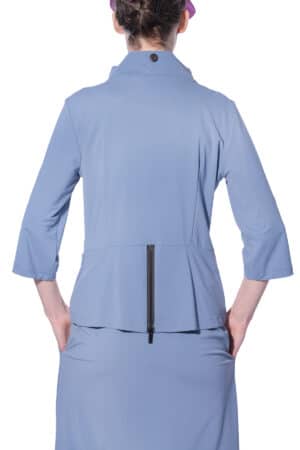 Sporty jacket with peplum in the back and 7/8 sleeves 2