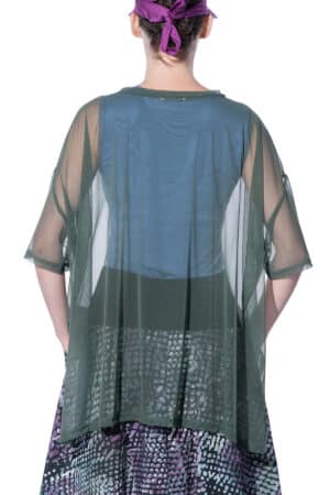 Short-sleeve mesh t-shirt with longer back 2