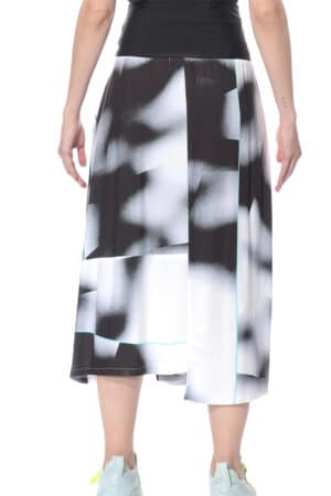 Half-and-half midi skirt with zipper accent 2