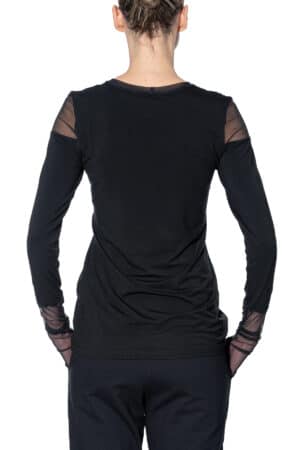 Long sleeve shirt with mesh inlays 2