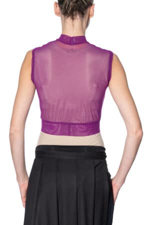 Sleeveless shirt with standing collar 2