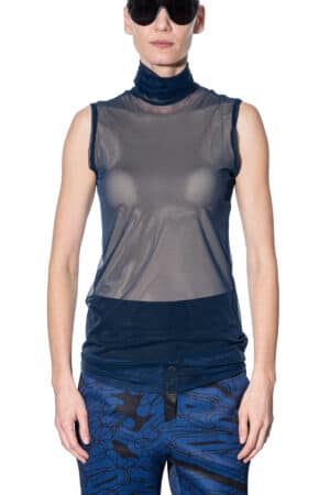 Sleeveless shirt with turtle-neck 1