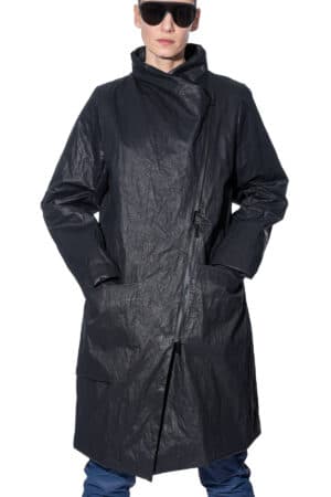 Straight coat with asymmetrical zipper-front 1