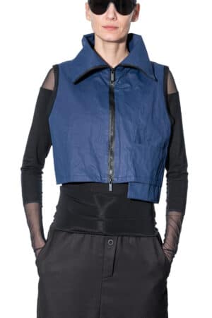 Cropped vest with turtleneck and smartphone pocket 1