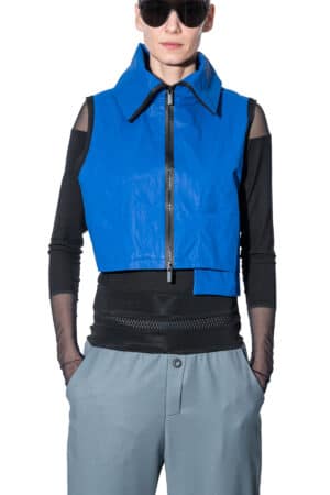 Cropped vest with turtleneck and smartphone pocket 1