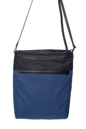 Bag with Zipper-closure and outside pocket 1