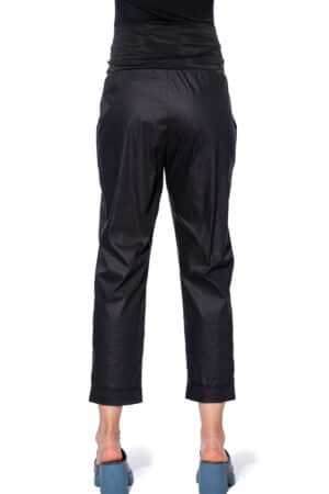 Straight-cut trousers with turn-up cuff 2